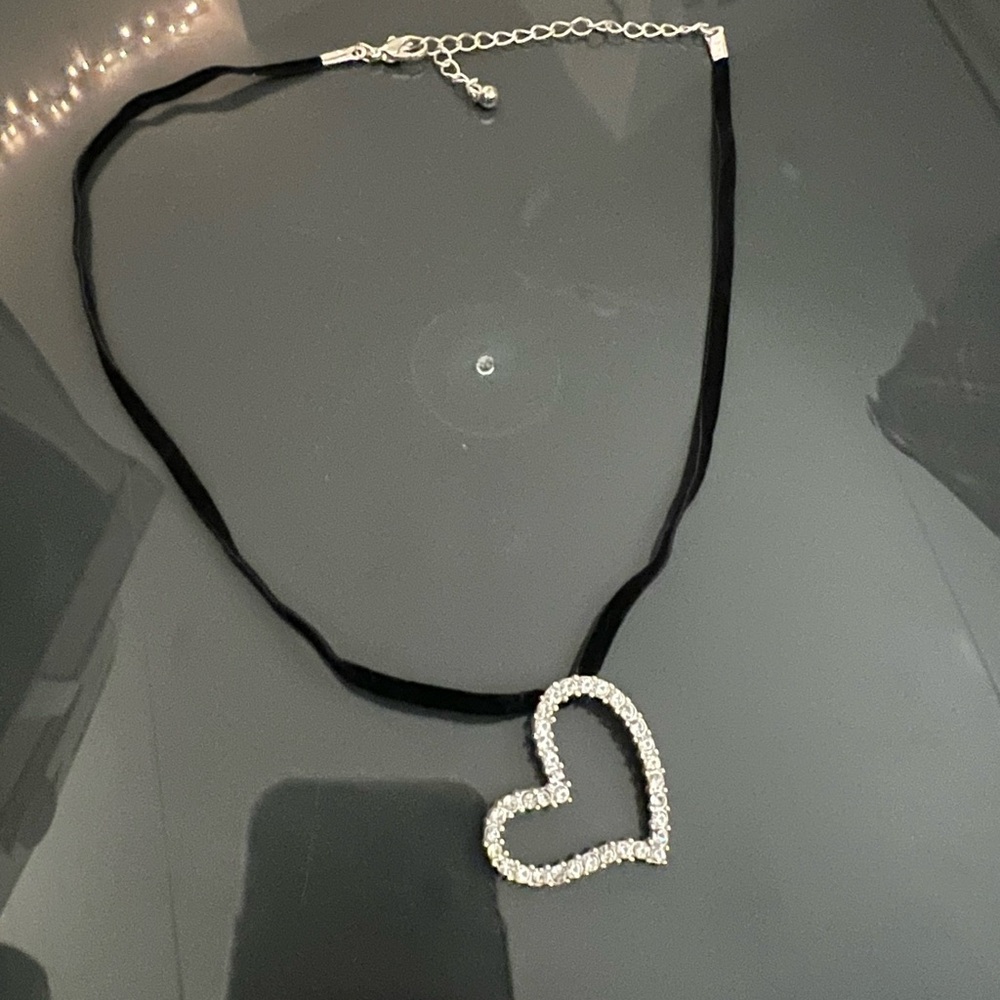 Elegant Heart Pendant Necklace